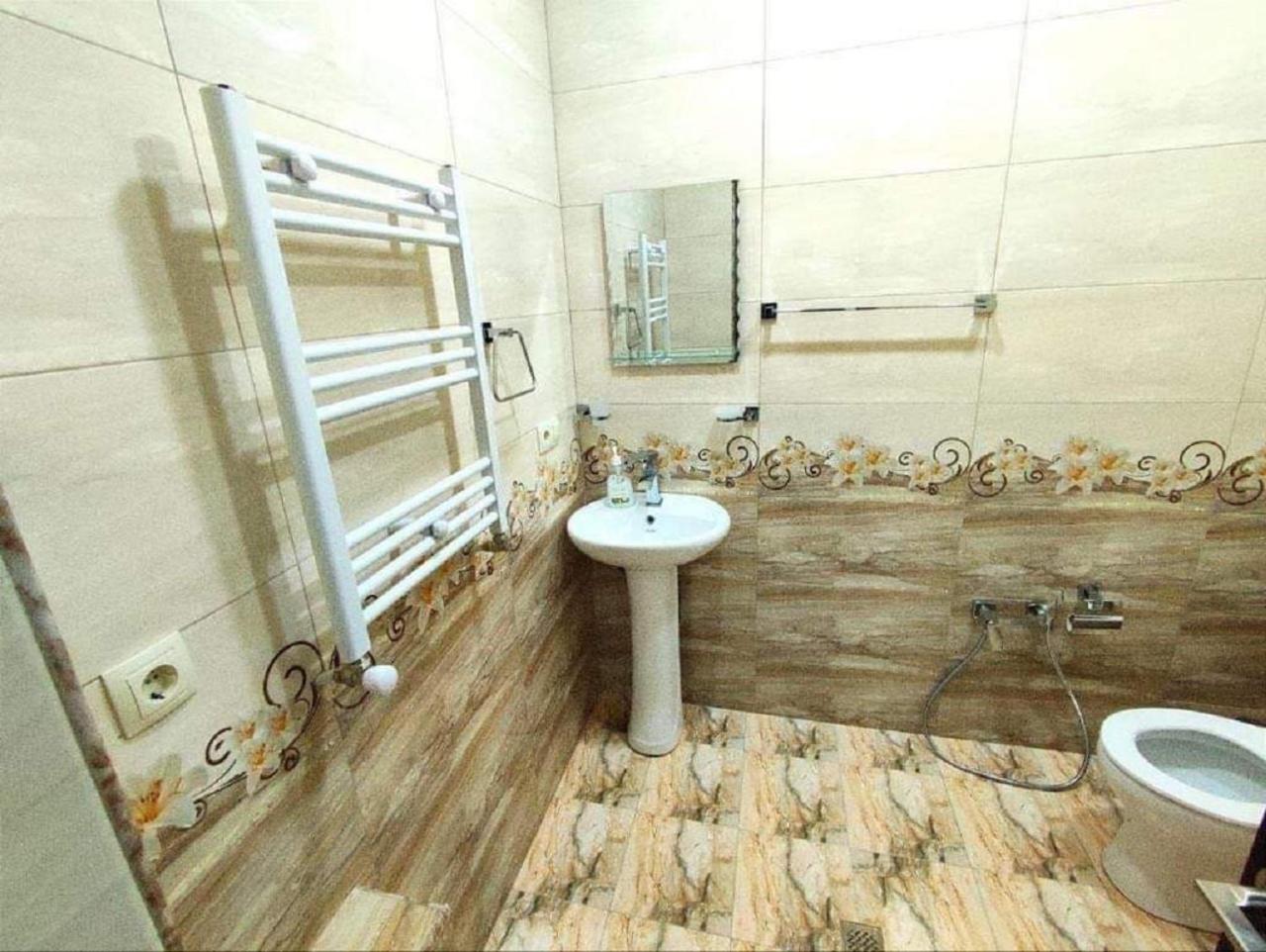 Aygestan Apartments Erivan Exterior foto